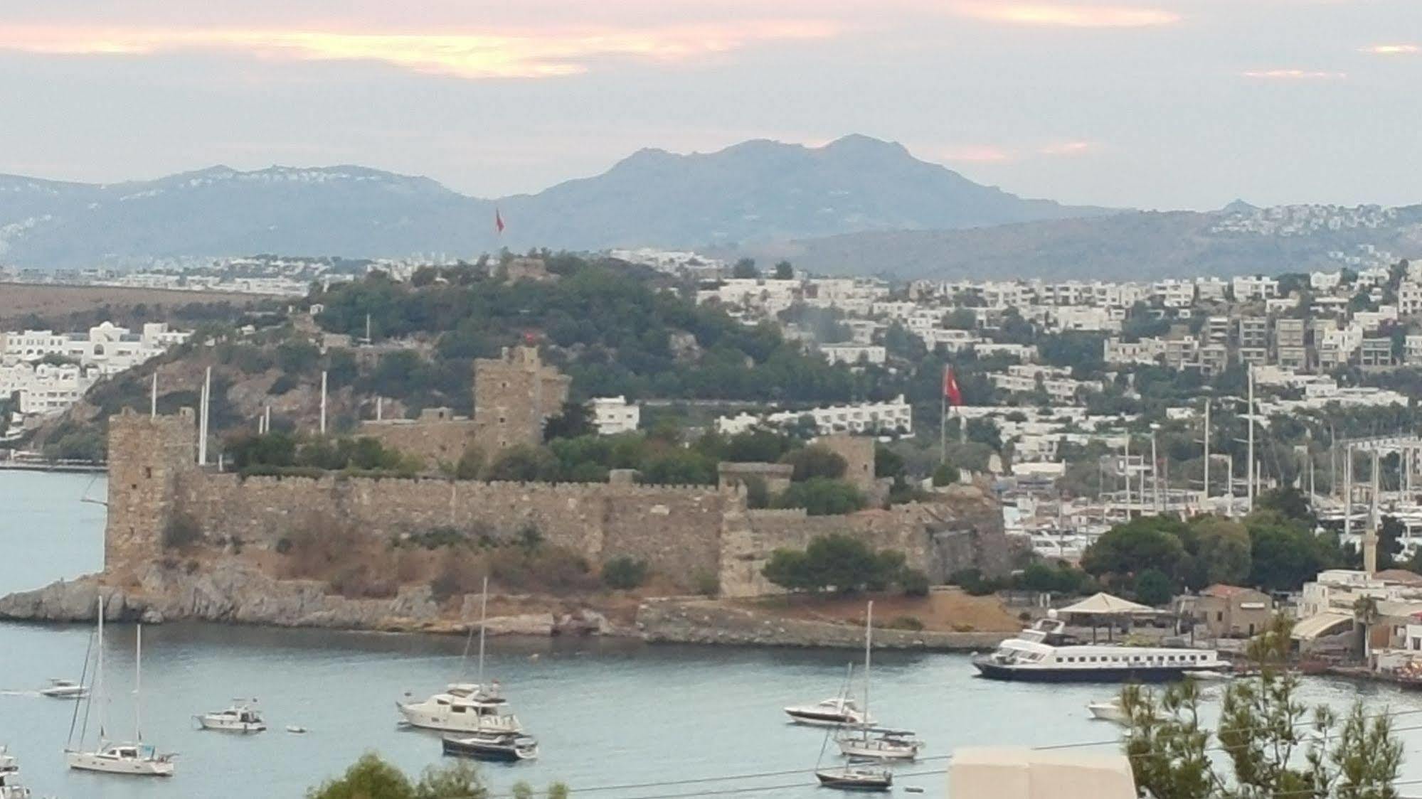 Emelce Apart Αλικαρνασσός Εξωτερικό φωτογραφία